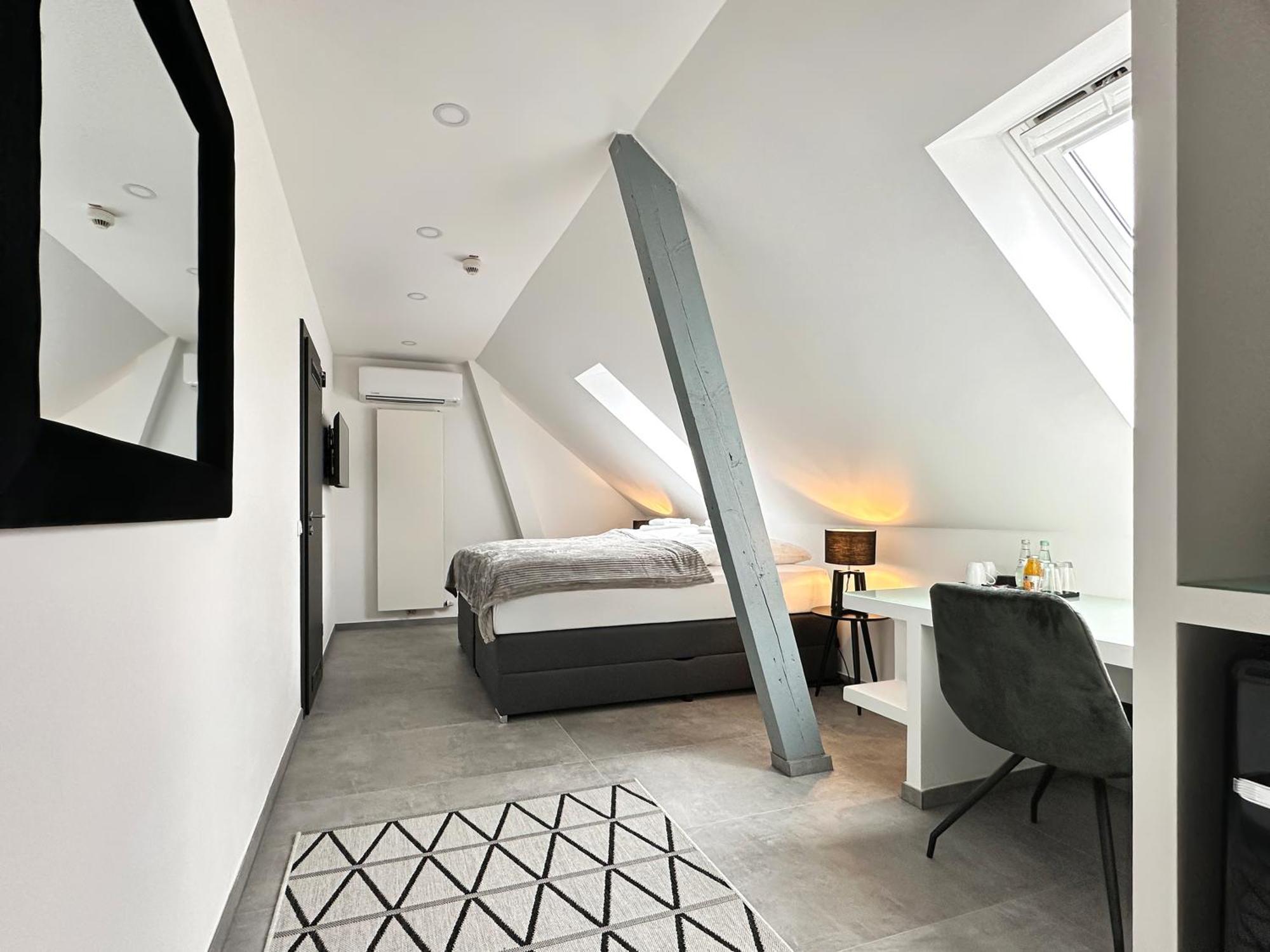 Si-View Doppelzimmer Siegen Zimmer 15 - Hotel Zewnętrze zdjęcie