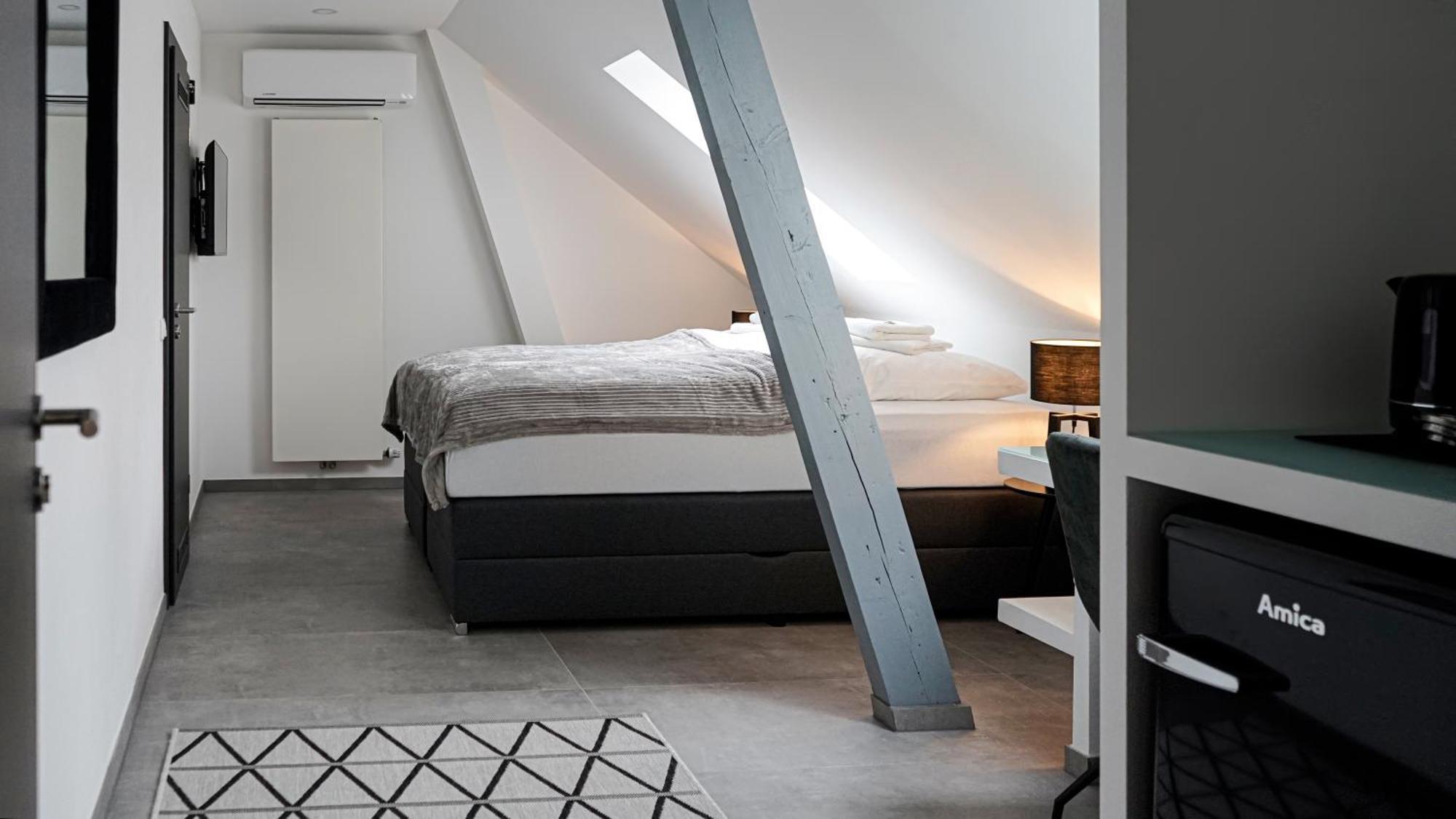 Si-View Doppelzimmer Siegen Zimmer 15 - Hotel Zewnętrze zdjęcie